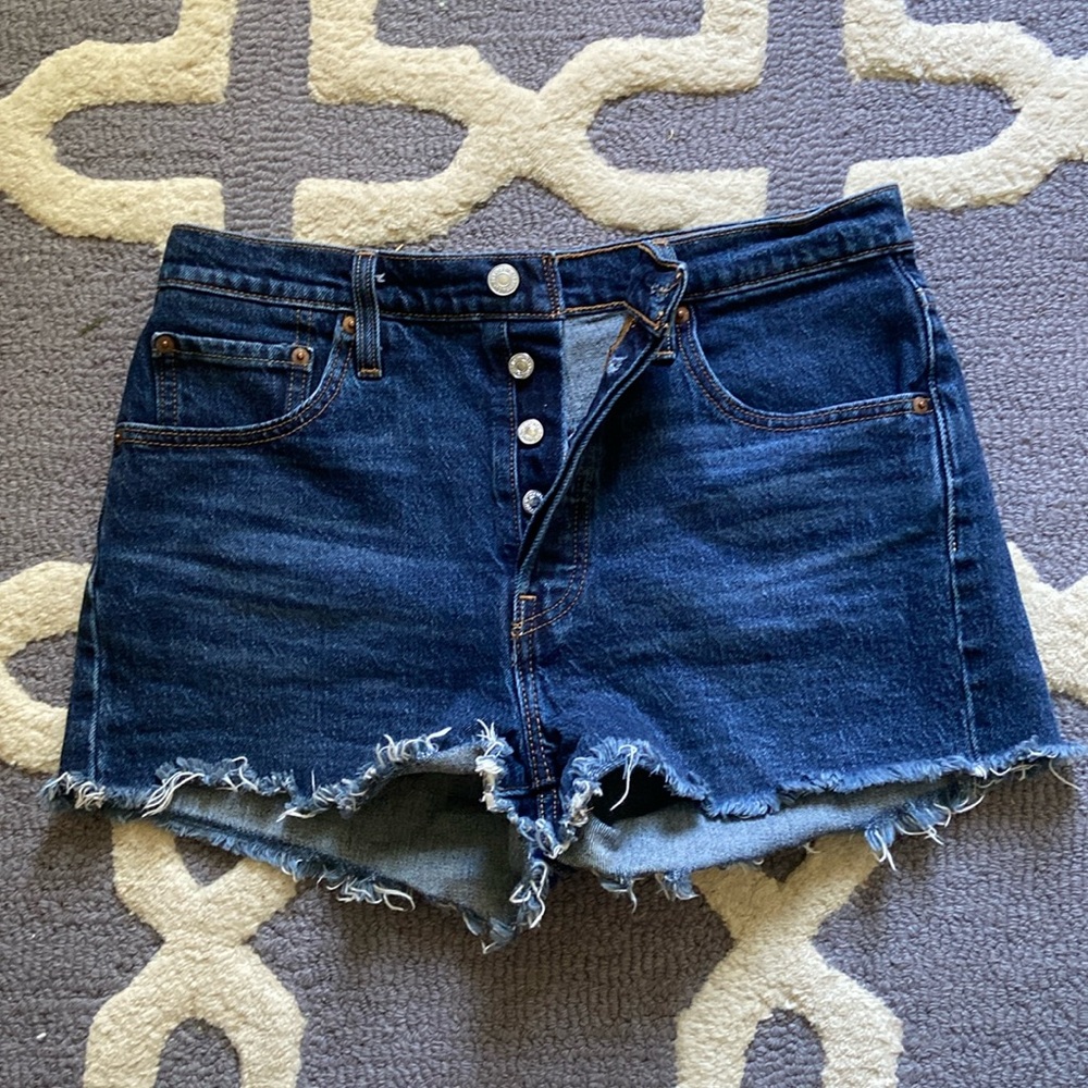 Levi Jean Shorts